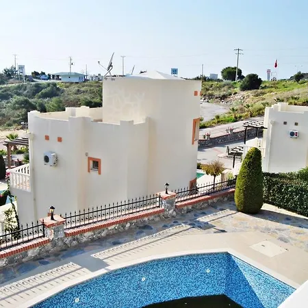 Villa Turquoise 2+1 Ozel Havuzlu *