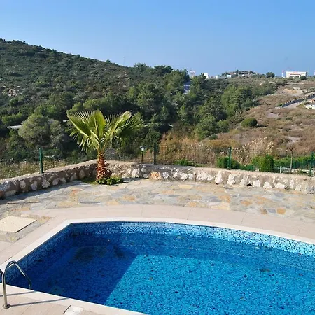 Turquoise 2+1 Ozel Havuzlu Villa *