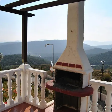 Villa Turquoise 2+1 Ozel Havuzlu Bogazici