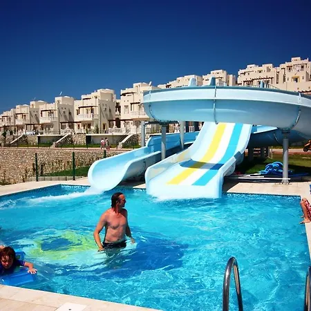 Turquoise 2+1 Ozel Havuzlu Villa *